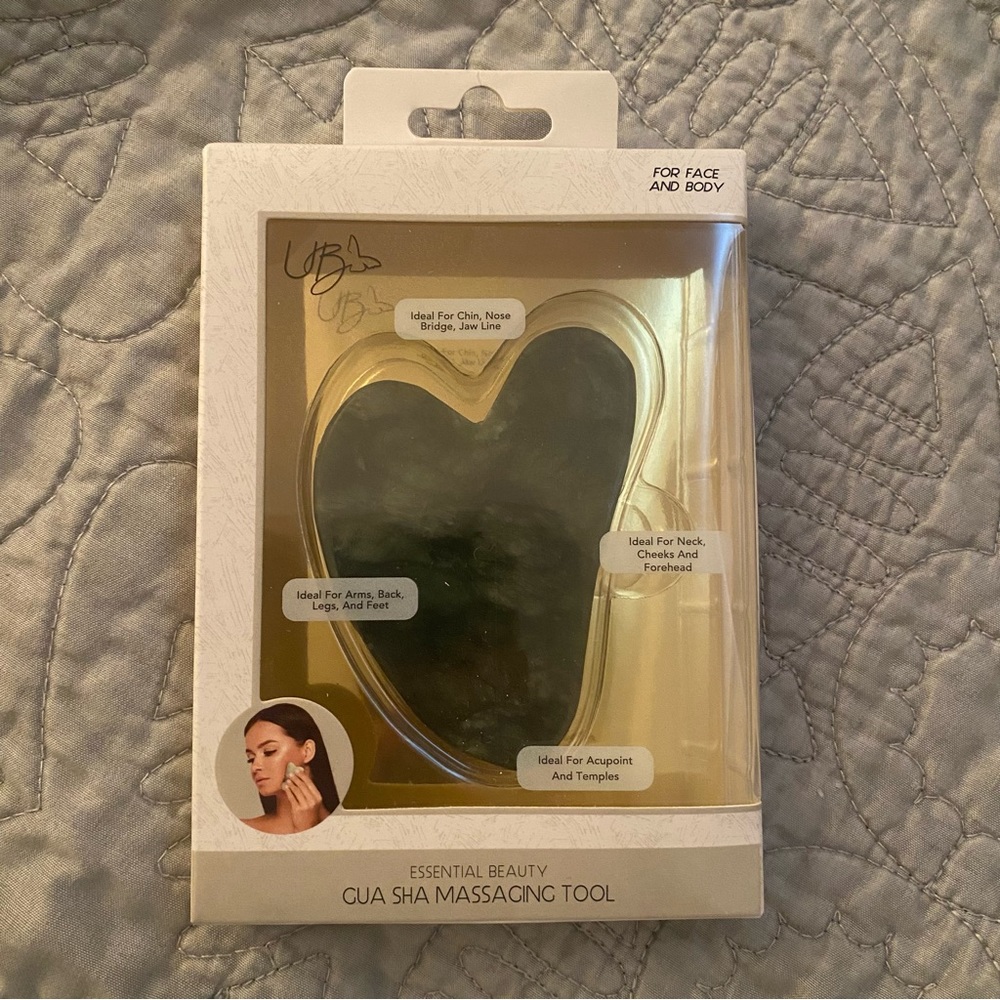 *BRAND NEW* Gua Sha Massaging Tool